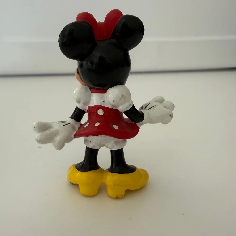 Vintage‎ Disney Minnie Mouse PVC Figure Red Polka Dot Dress Collectible 2.75